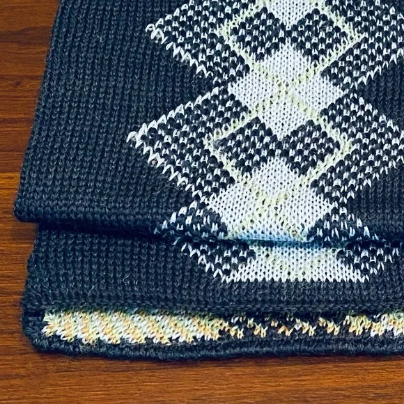 🌟2xHP🌟NWT Gray/Blue Argyle Fine Knit Wool Blend Scarf by Roundtree & York - Picture 5 of 8